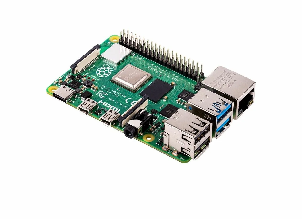Raspberry Pi: обзор плат, выбор ОС и работа с GPIO