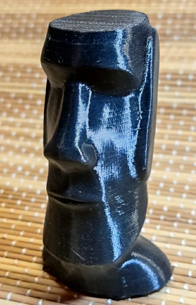Глянцевая поверхность изделия из PETG
