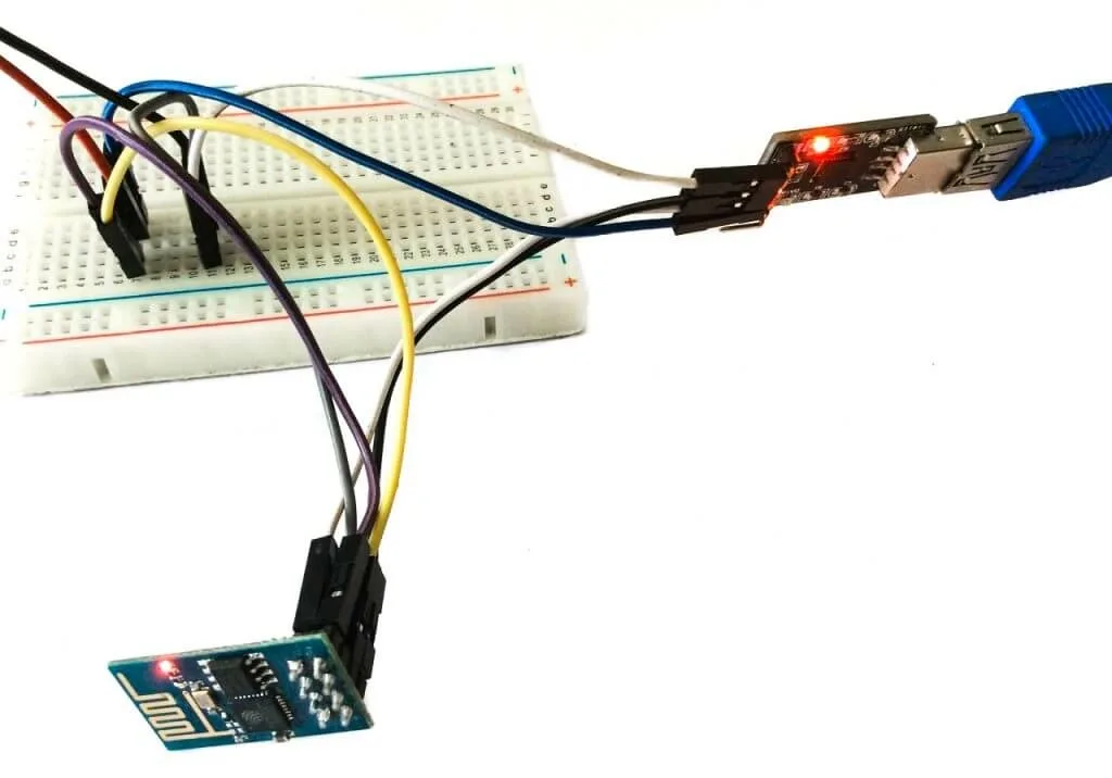 ESP-01 и переходник USB-UART в сборе
